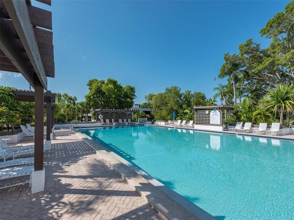 En Venta: $949,000 (2 camas, 2 baños, 1392 Pies cuadrados)