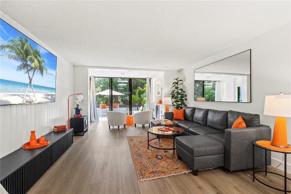 En Venta: $949,000 (2 camas, 2 baños, 1392 Pies cuadrados)