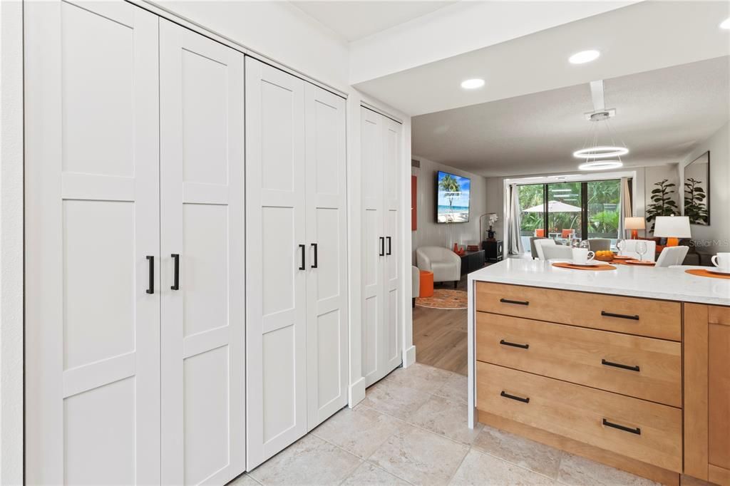 En Venta: $949,000 (2 camas, 2 baños, 1392 Pies cuadrados)