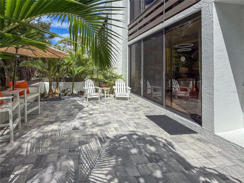 En Venta: $949,000 (2 camas, 2 baños, 1392 Pies cuadrados)