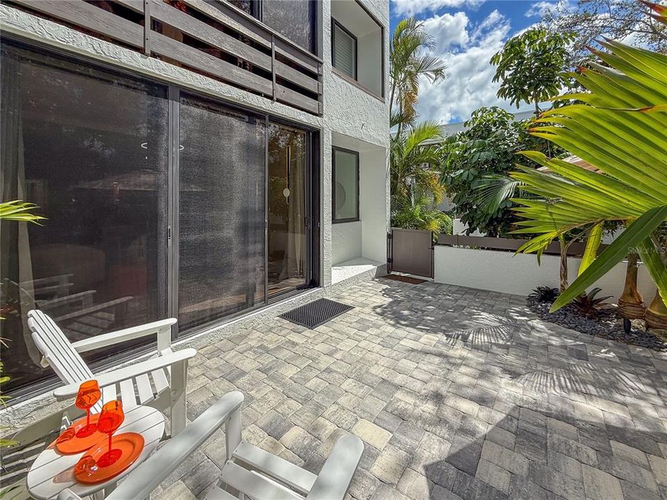 En Venta: $949,000 (2 camas, 2 baños, 1392 Pies cuadrados)