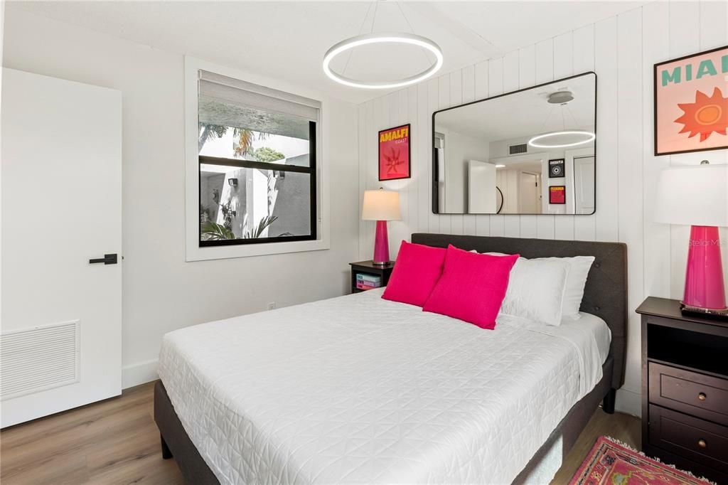 En Venta: $949,000 (2 camas, 2 baños, 1392 Pies cuadrados)