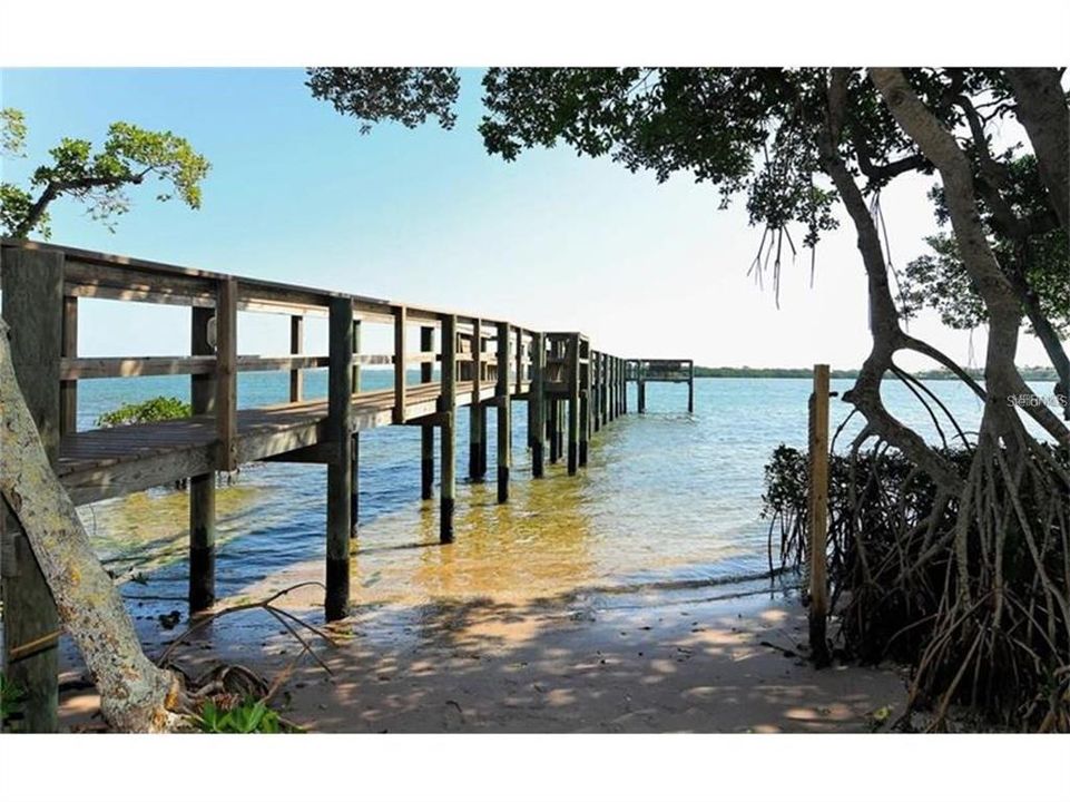 En Venta: $949,000 (2 camas, 2 baños, 1392 Pies cuadrados)