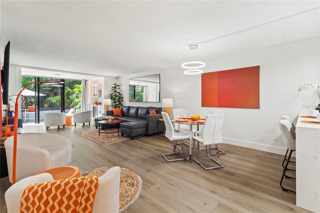 En Venta: $949,000 (2 camas, 2 baños, 1392 Pies cuadrados)