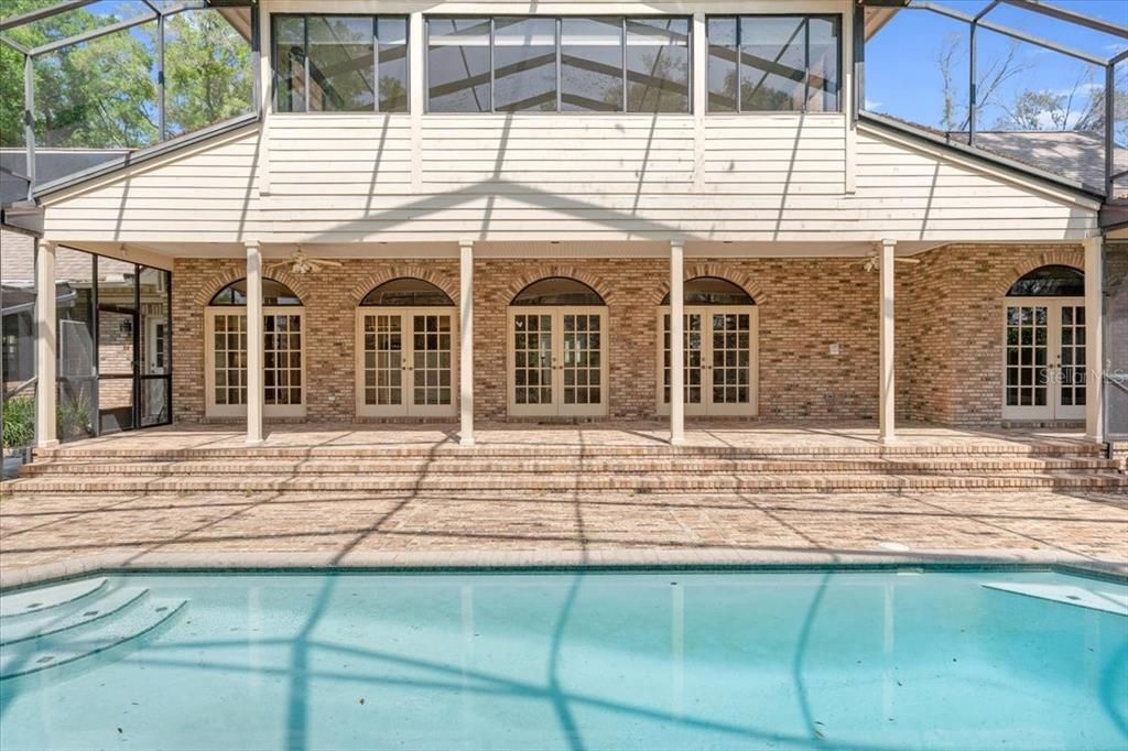 Active With Contract: $975,000 (4 beds, 4 baths, 4690 Square Feet)