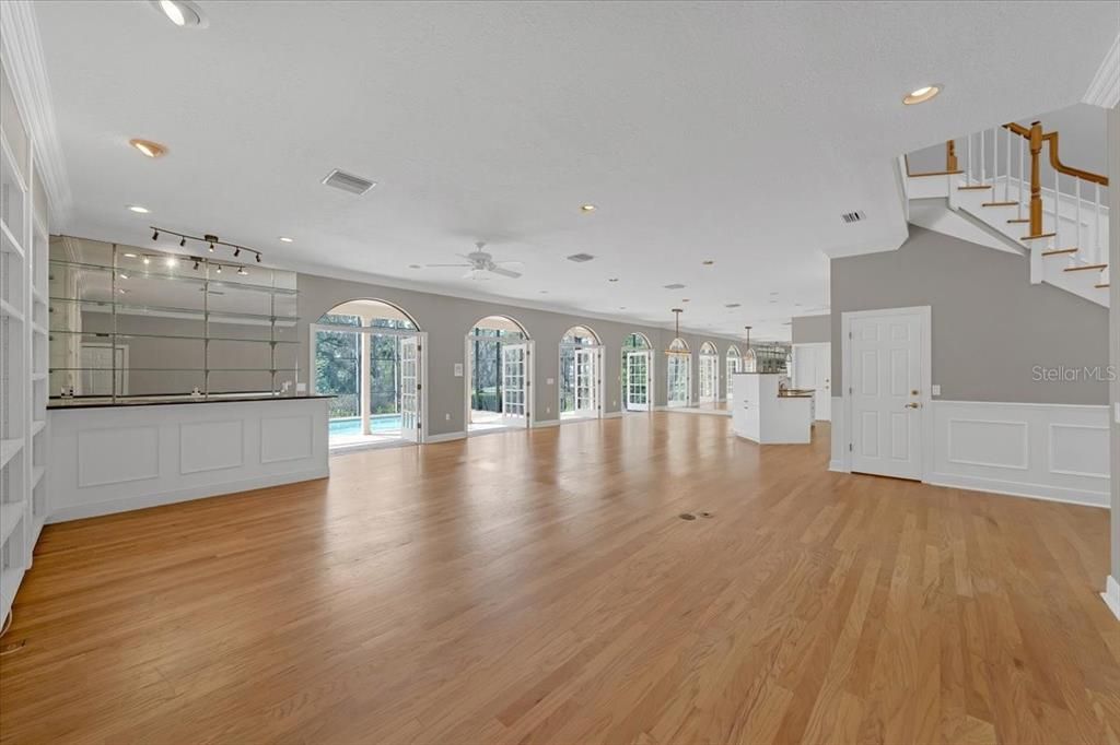 Active With Contract: $975,000 (4 beds, 4 baths, 4690 Square Feet)