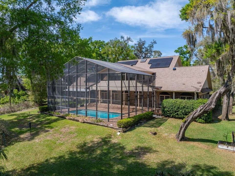 Active With Contract: $975,000 (4 beds, 4 baths, 4690 Square Feet)