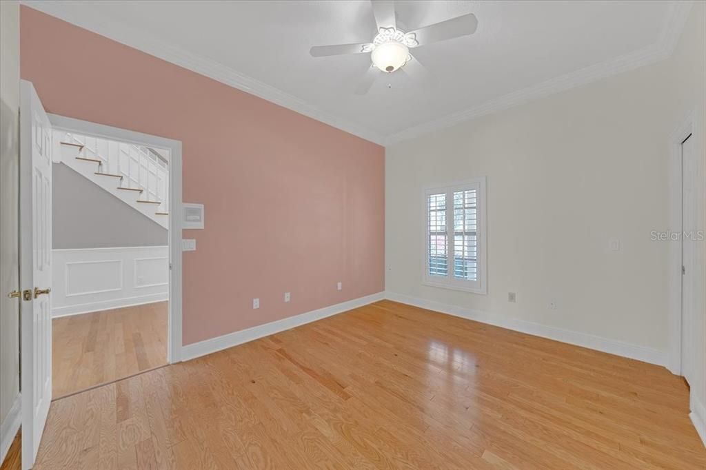 Active With Contract: $975,000 (4 beds, 4 baths, 4690 Square Feet)