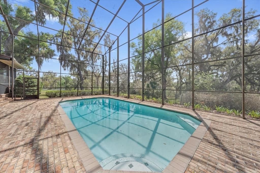 Active With Contract: $975,000 (4 beds, 4 baths, 4690 Square Feet)