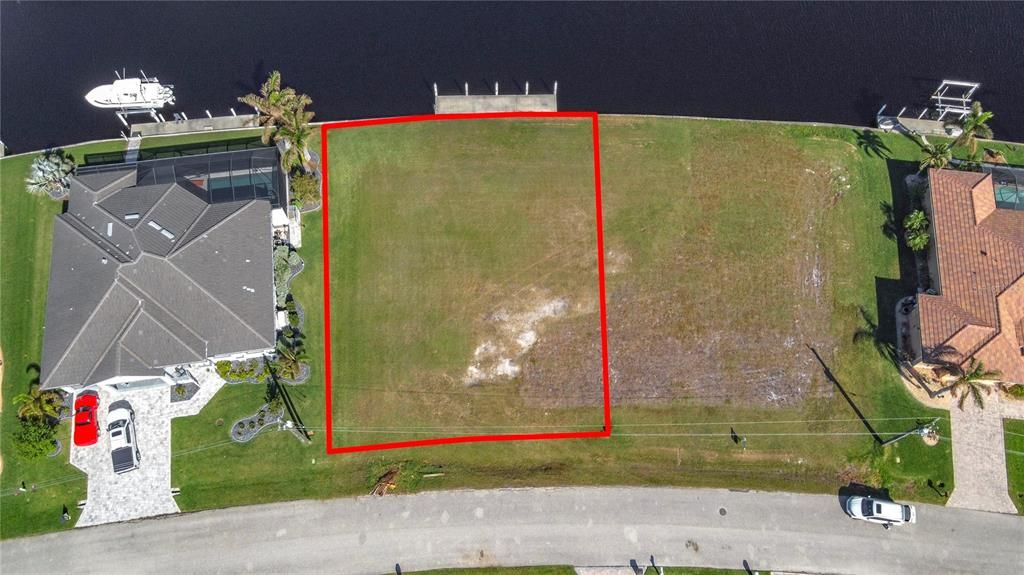 En Venta: $439,000 (0.26 acres)