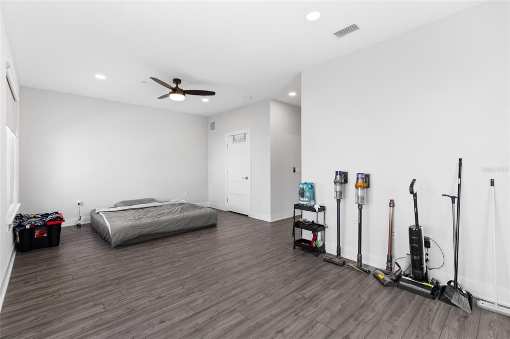 待售: $749,000 (3 贝兹, 3 浴室, 2980 平方英尺)