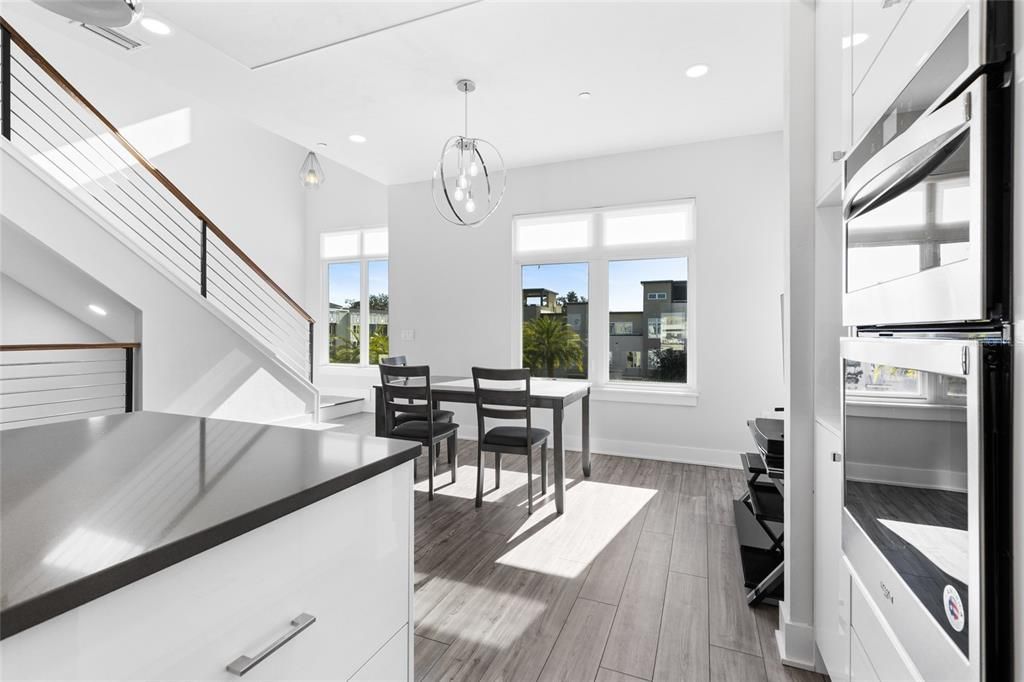 待售: $749,000 (3 贝兹, 3 浴室, 2980 平方英尺)