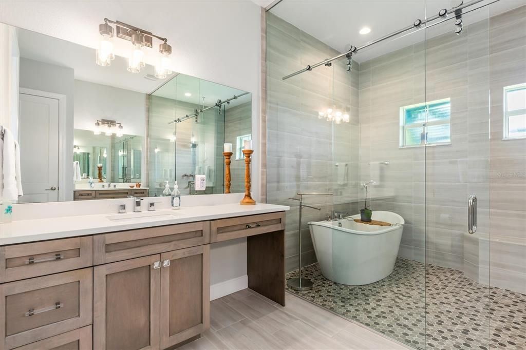Active With Contract: $869,000 (3 beds, 2 baths, 2443 Square Feet)