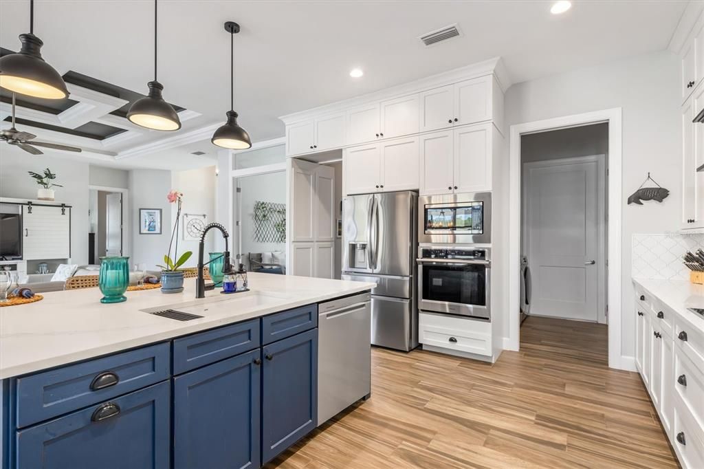 Active With Contract: $869,000 (3 beds, 2 baths, 2443 Square Feet)