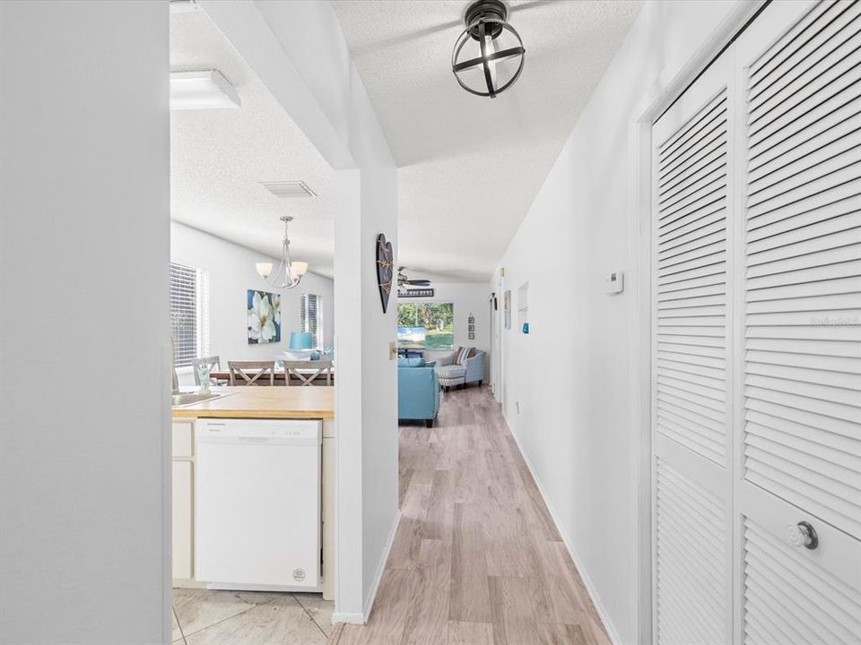 En Venta: $249,900 (2 camas, 2 baños, 1453 Pies cuadrados)