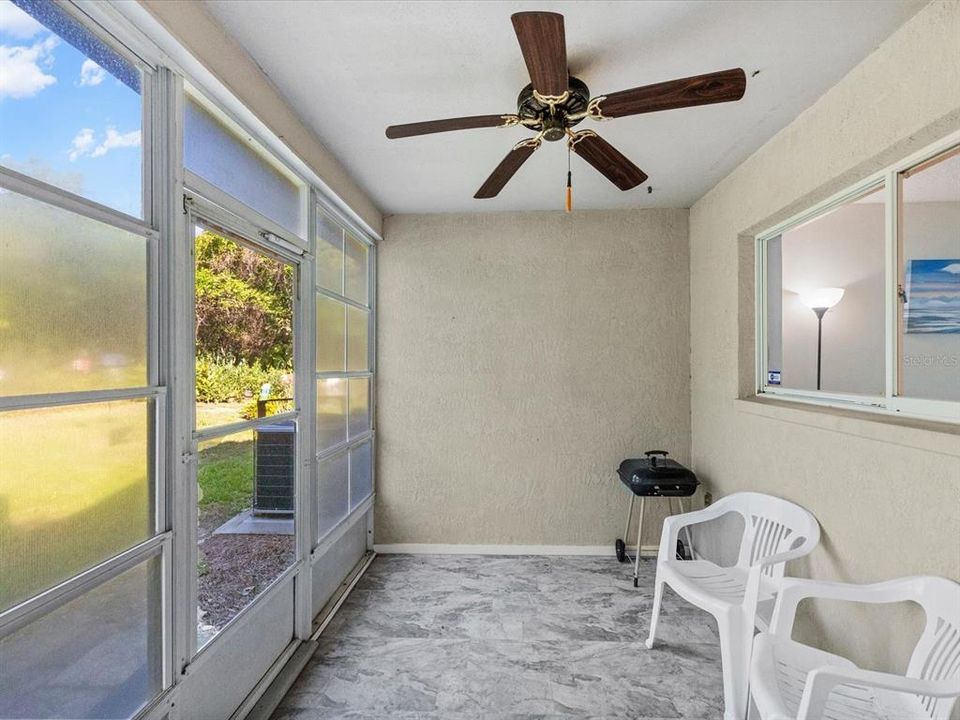 En Venta: $249,900 (2 camas, 2 baños, 1453 Pies cuadrados)