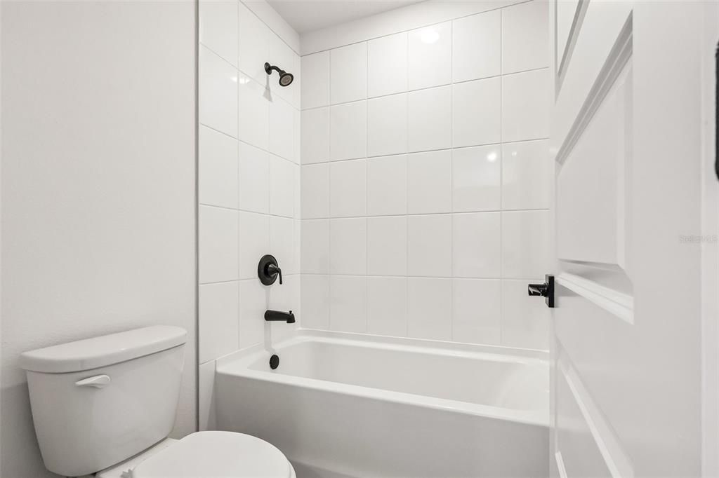 For Sale: $488,150 (5 beds, 4 baths, 3805 Square Feet)