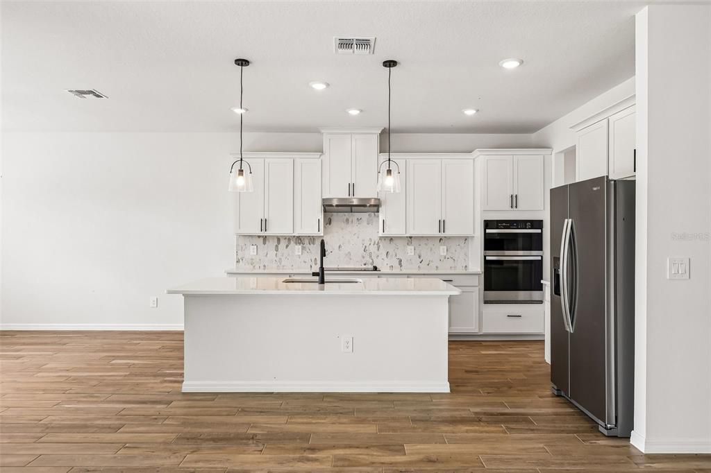 For Sale: $488,150 (5 beds, 4 baths, 3805 Square Feet)