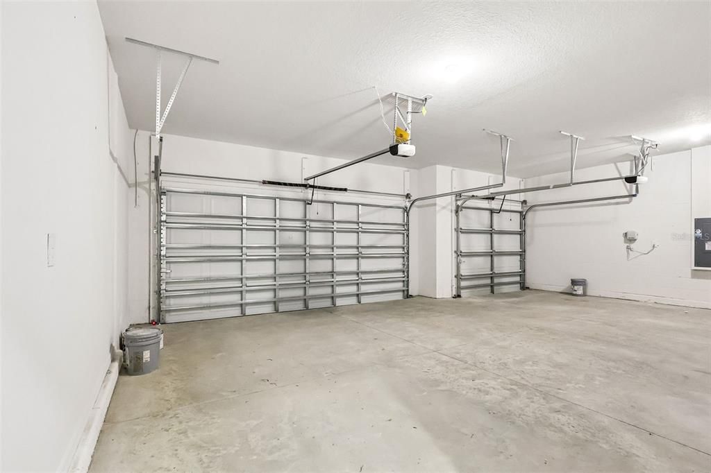 For Sale: $488,150 (5 beds, 4 baths, 3805 Square Feet)