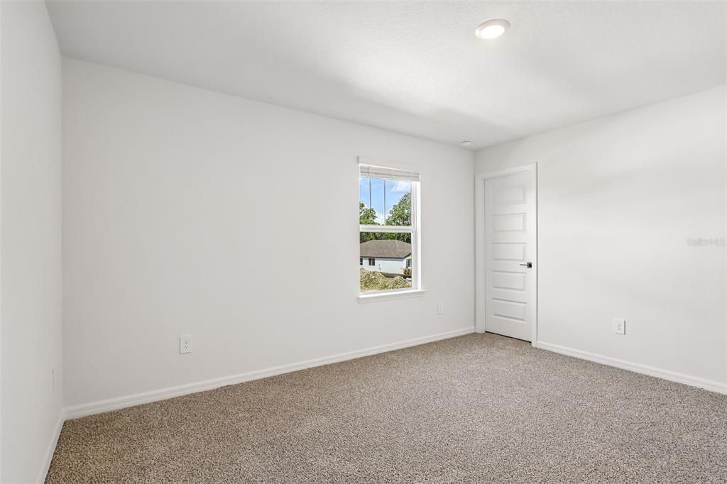 For Sale: $488,150 (5 beds, 4 baths, 3805 Square Feet)