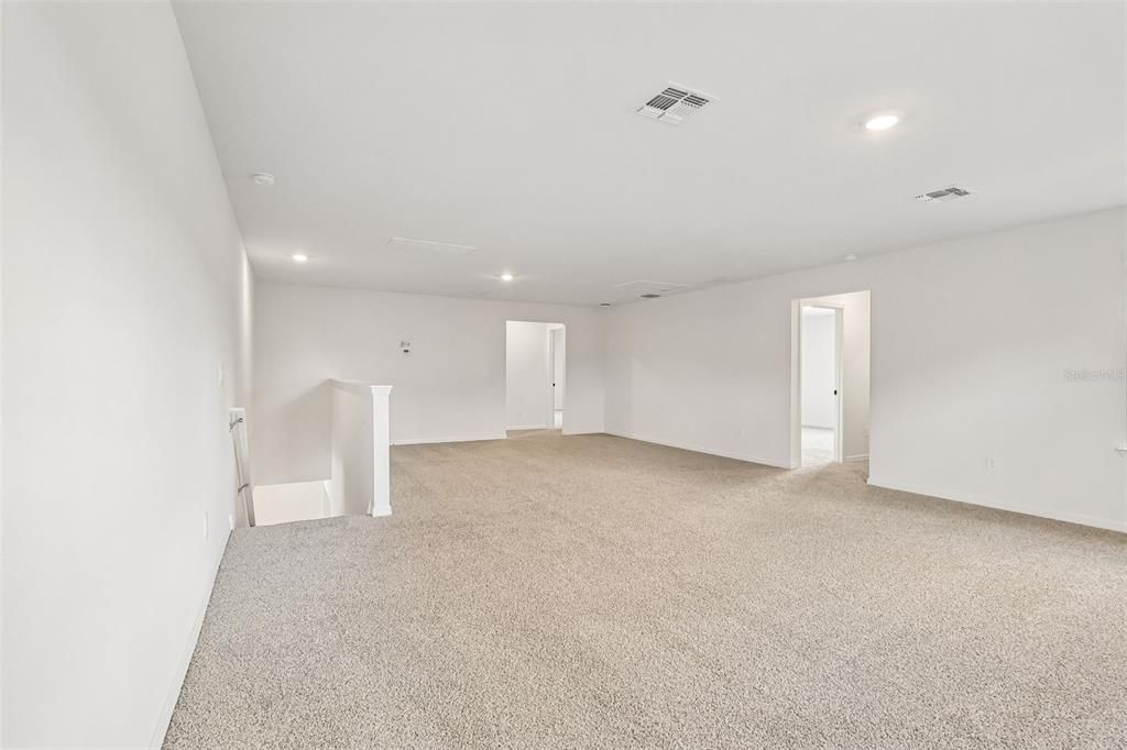 For Sale: $488,150 (5 beds, 4 baths, 3805 Square Feet)