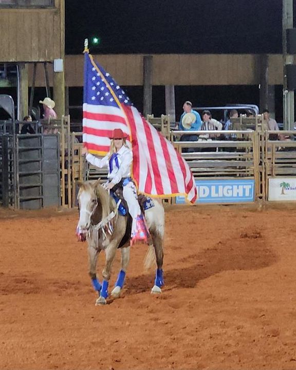 На продажу: $110,000 (0.06 acres)