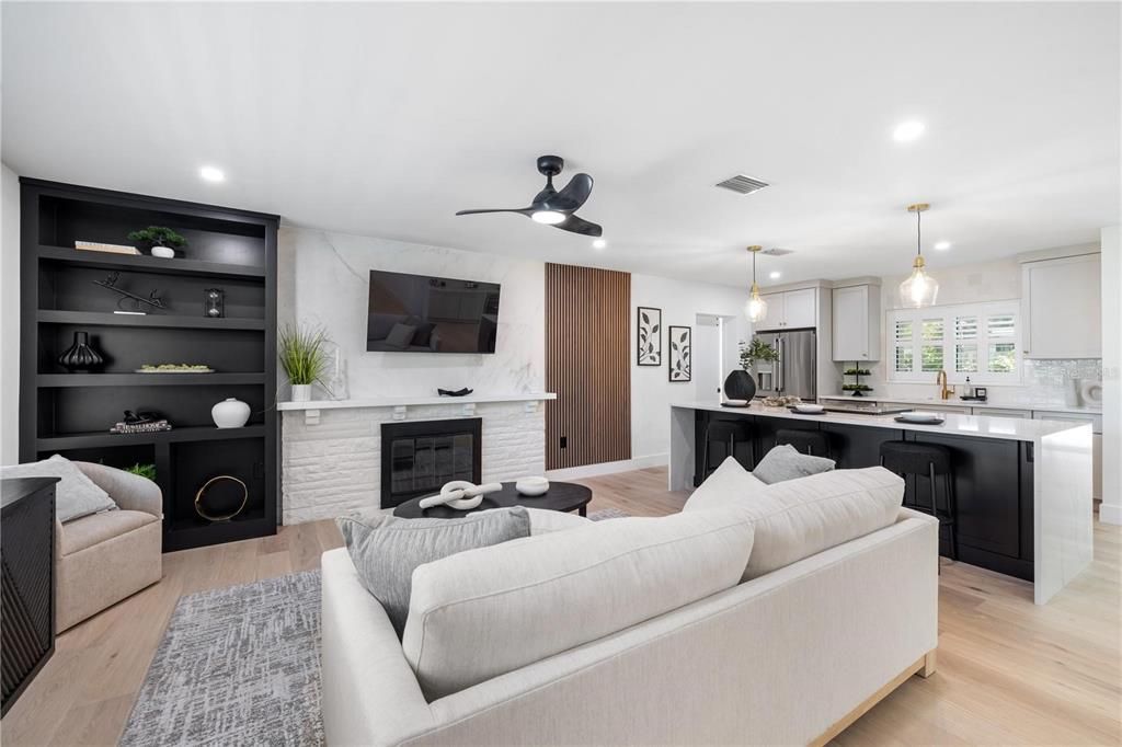 Activo con contrato: $1,890,000 (3 camas, 3 baños, 2529 Pies cuadrados)
