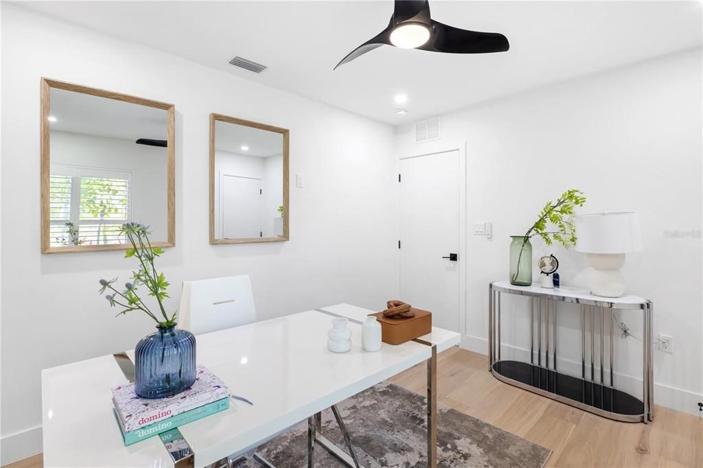 Activo con contrato: $1,890,000 (3 camas, 3 baños, 2529 Pies cuadrados)