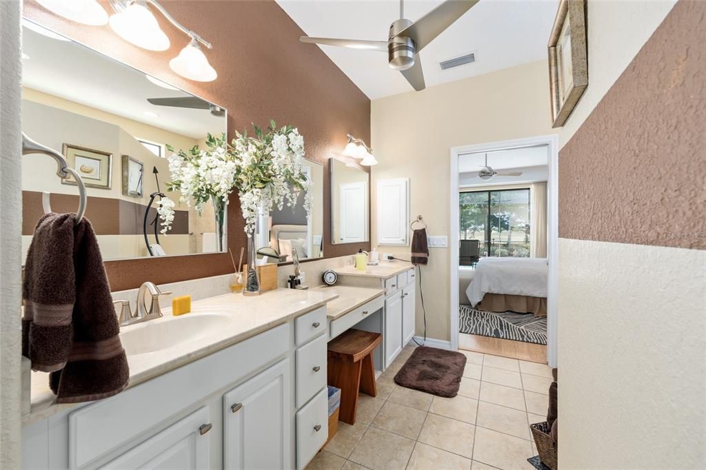 Active With Contract: $415,000 (4 beds, 3 baths, 2864 Square Feet)