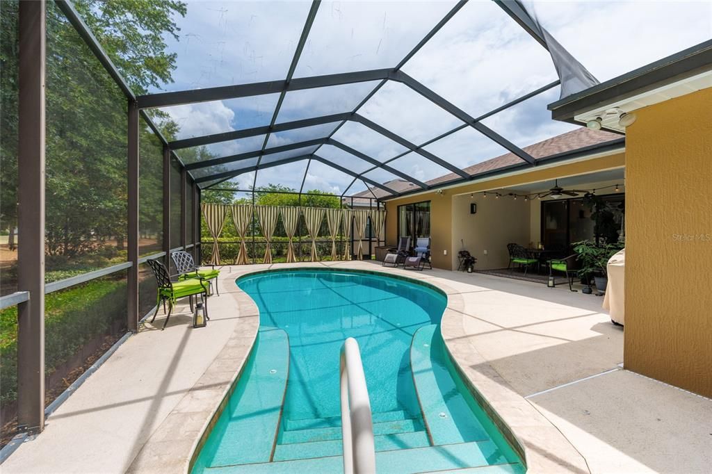 Active With Contract: $415,000 (4 beds, 3 baths, 2864 Square Feet)