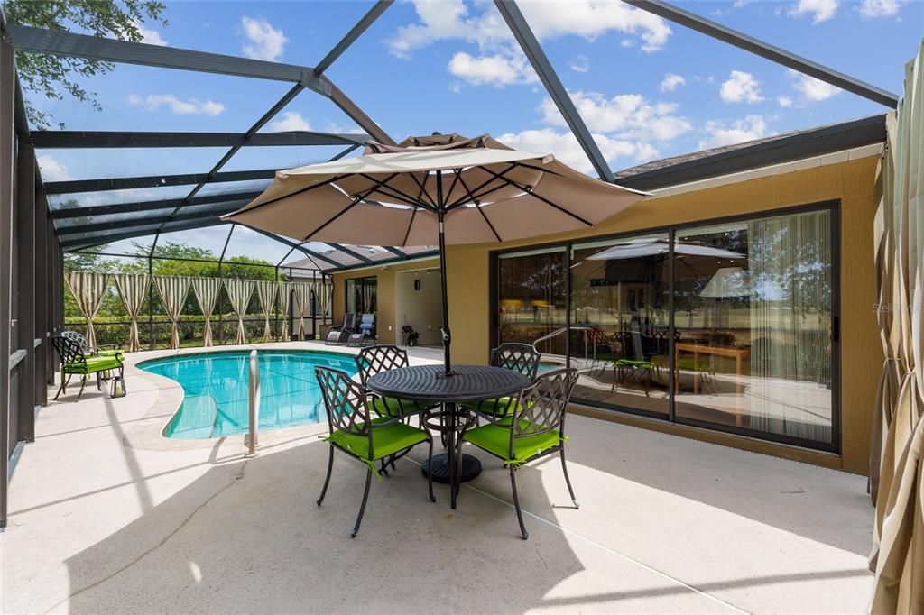 Active With Contract: $415,000 (4 beds, 3 baths, 2864 Square Feet)