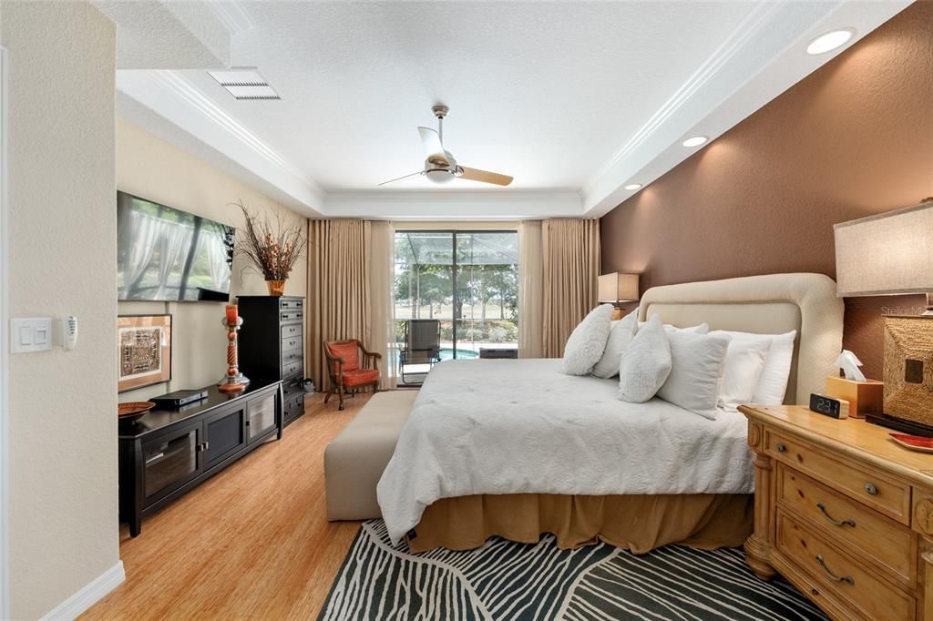 Active With Contract: $415,000 (4 beds, 3 baths, 2864 Square Feet)