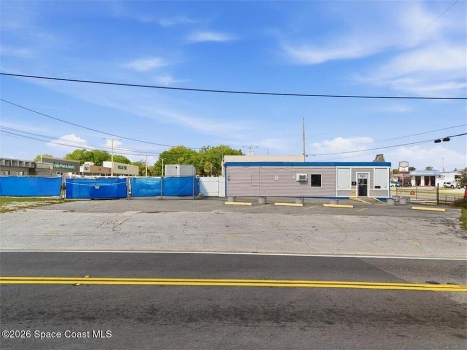 For Sale: $630,000 (0 beds, 0 baths, 1866 Square Feet)