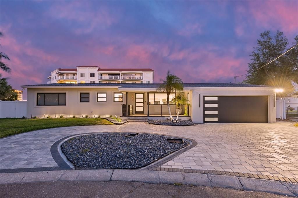 Activo con contrato: $1,125,000 (3 camas, 2 baños, 1807 Pies cuadrados)