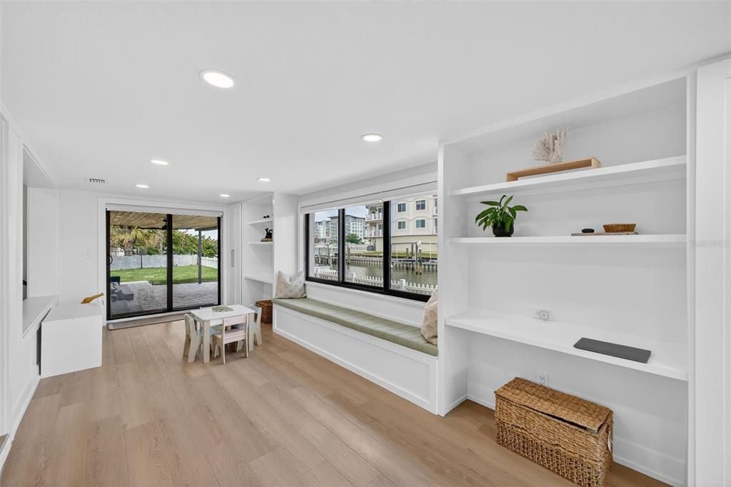 Activo con contrato: $1,125,000 (3 camas, 2 baños, 1807 Pies cuadrados)