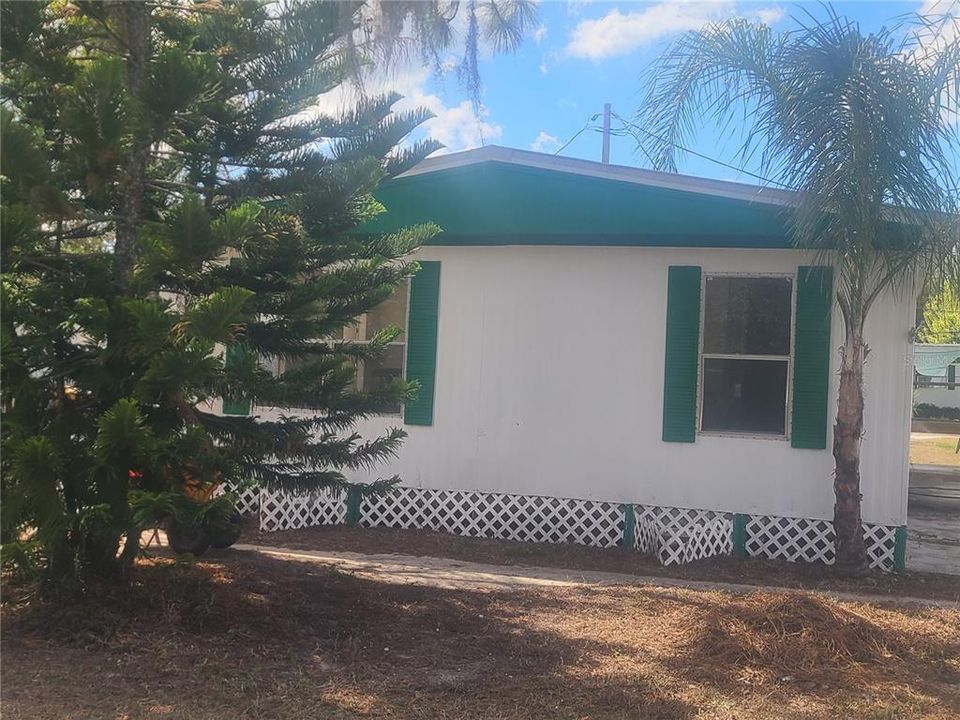 For Rent: $1,875 (3 beds, 2 baths, 1152 Square Feet)