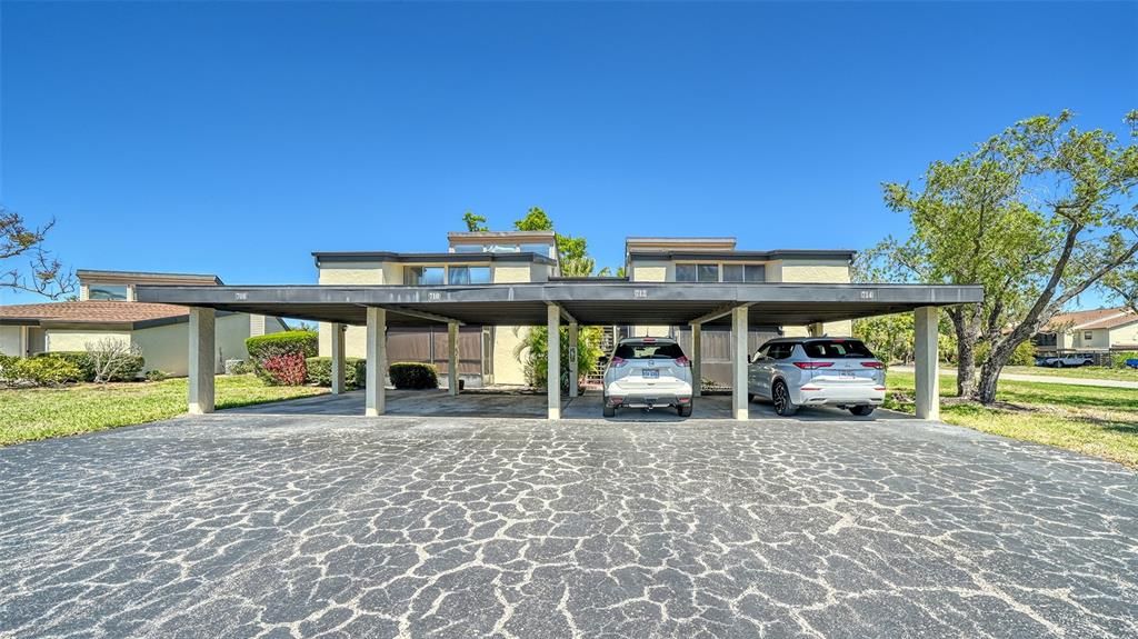 出租: $2,600 (2 贝兹, 2 浴室, 990 平方英尺)