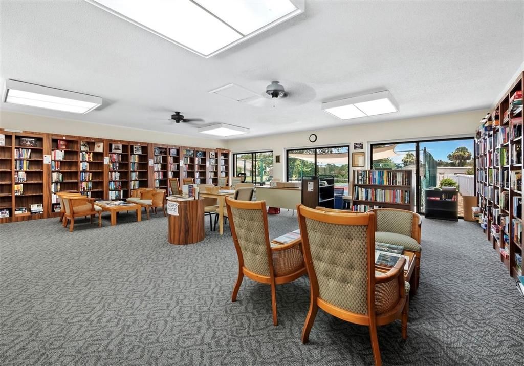 出租: $2,600 (2 贝兹, 2 浴室, 990 平方英尺)