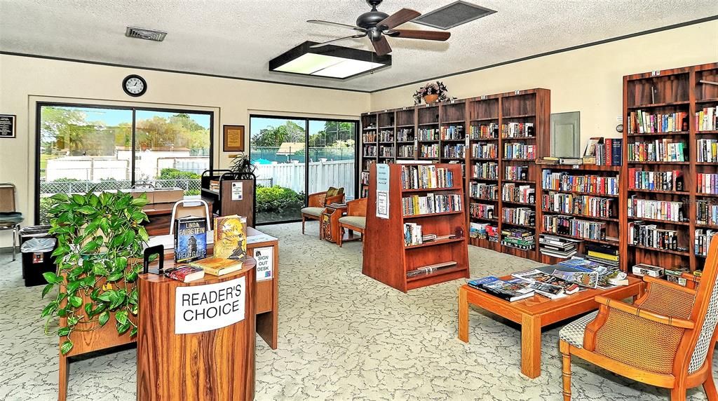 出租: $2,600 (2 贝兹, 2 浴室, 990 平方英尺)