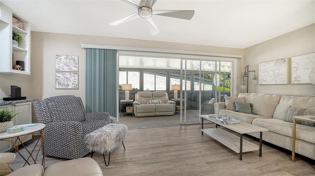 出租: $2,600 (2 贝兹, 2 浴室, 990 平方英尺)