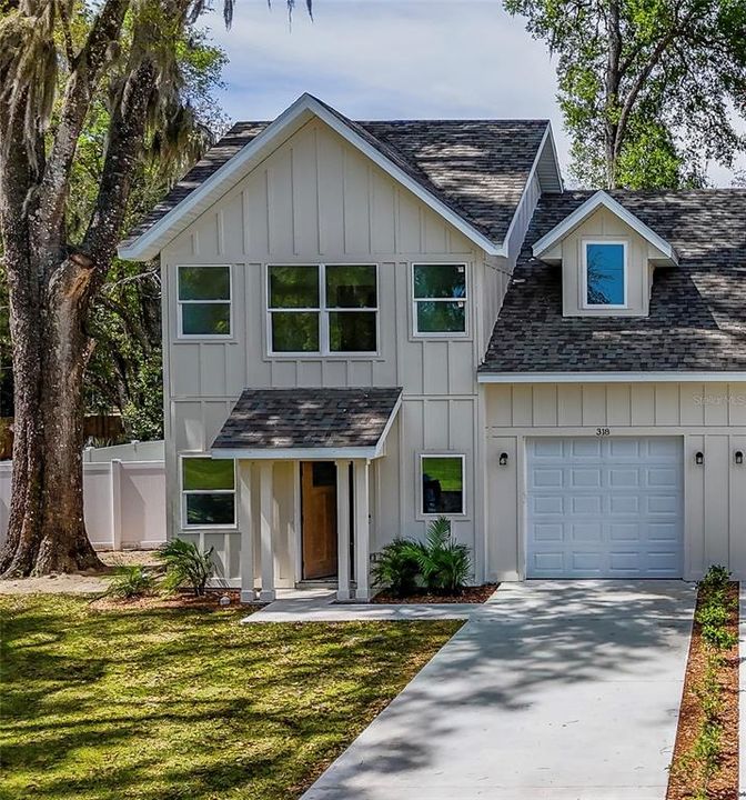 For Sale: $249,900 (2 beds, 2 baths, 1200 Square Feet)