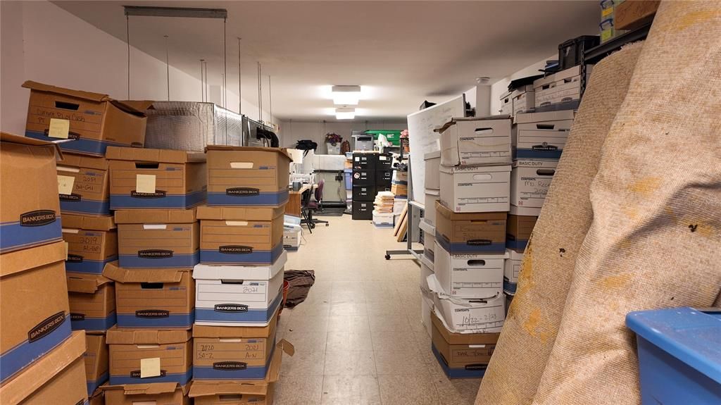 На продажу: $1,100,000 (0 спален, 0 ванн, 4700 Квадратных фут)