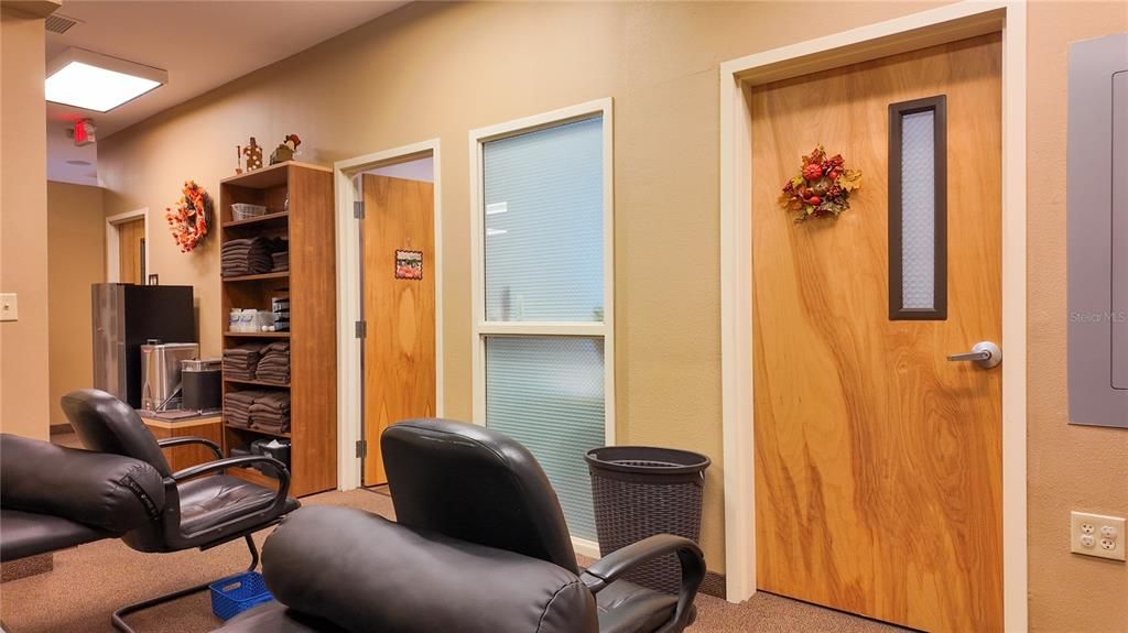 На продажу: $1,100,000 (0 спален, 0 ванн, 4700 Квадратных фут)