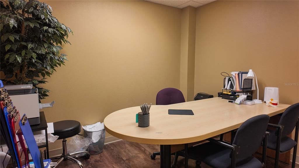 На продажу: $1,100,000 (0 спален, 0 ванн, 4700 Квадратных фут)