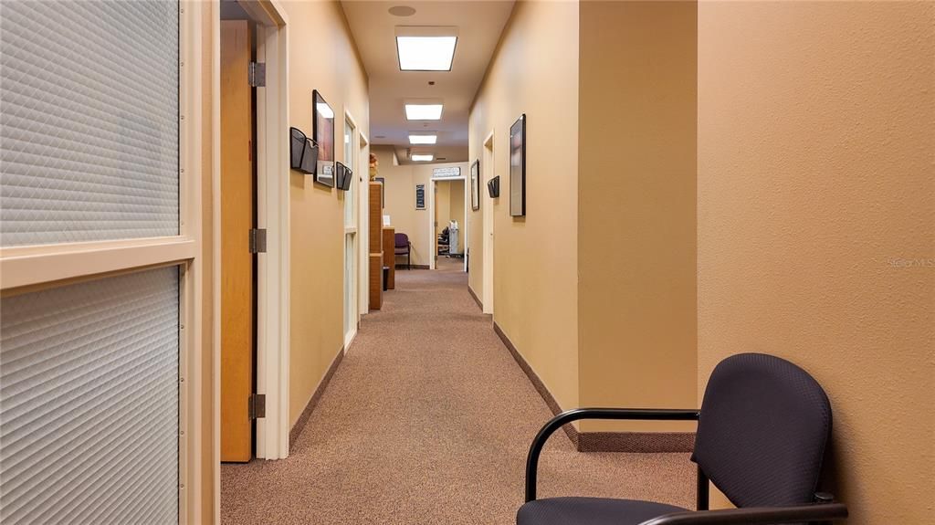 На продажу: $1,100,000 (0 спален, 0 ванн, 4700 Квадратных фут)