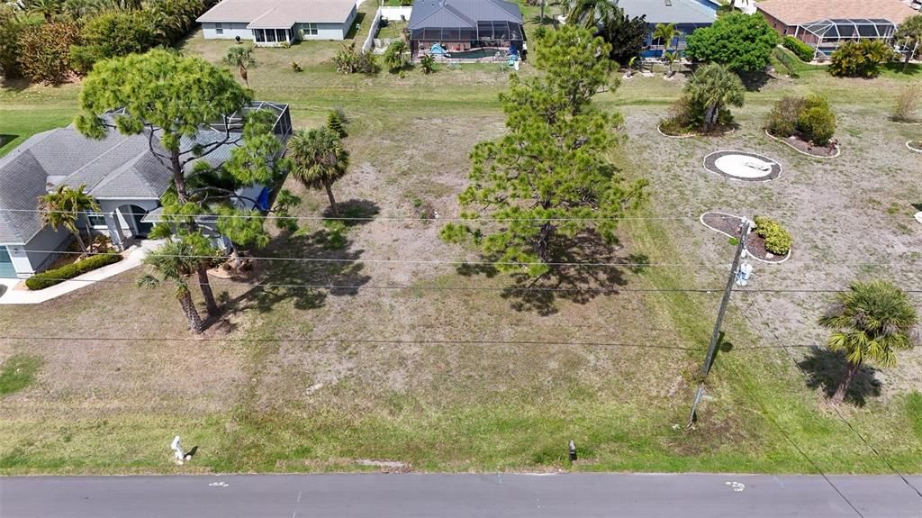 待售: $35,990 (0.20 acres)