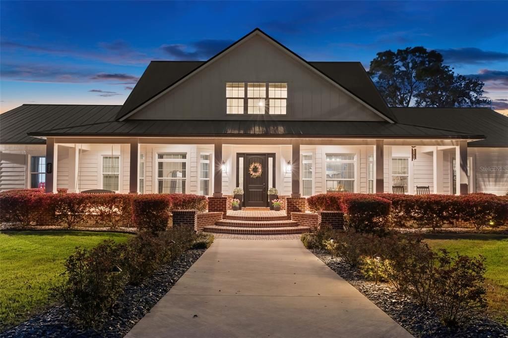 For Sale: $3,200,000 (4 beds, 4 baths, 4647 Square Feet)