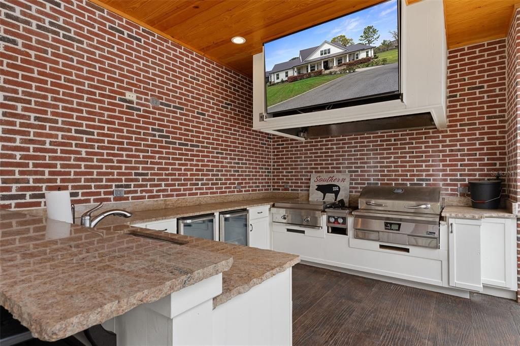 For Sale: $3,200,000 (4 beds, 4 baths, 4647 Square Feet)