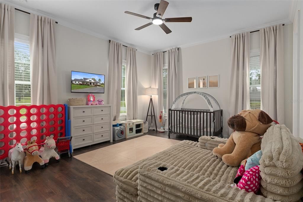 For Sale: $3,200,000 (4 beds, 4 baths, 4647 Square Feet)