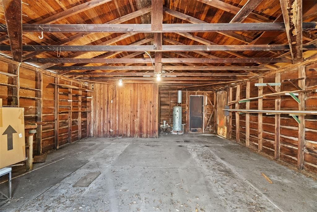 For Sale: $1,495,000 (2 beds, 2 baths, 1082 Square Feet)